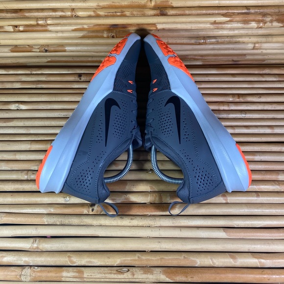 NEW Nike Legend Training Dark Grey/Hyper Orange - Picture 5 of 8